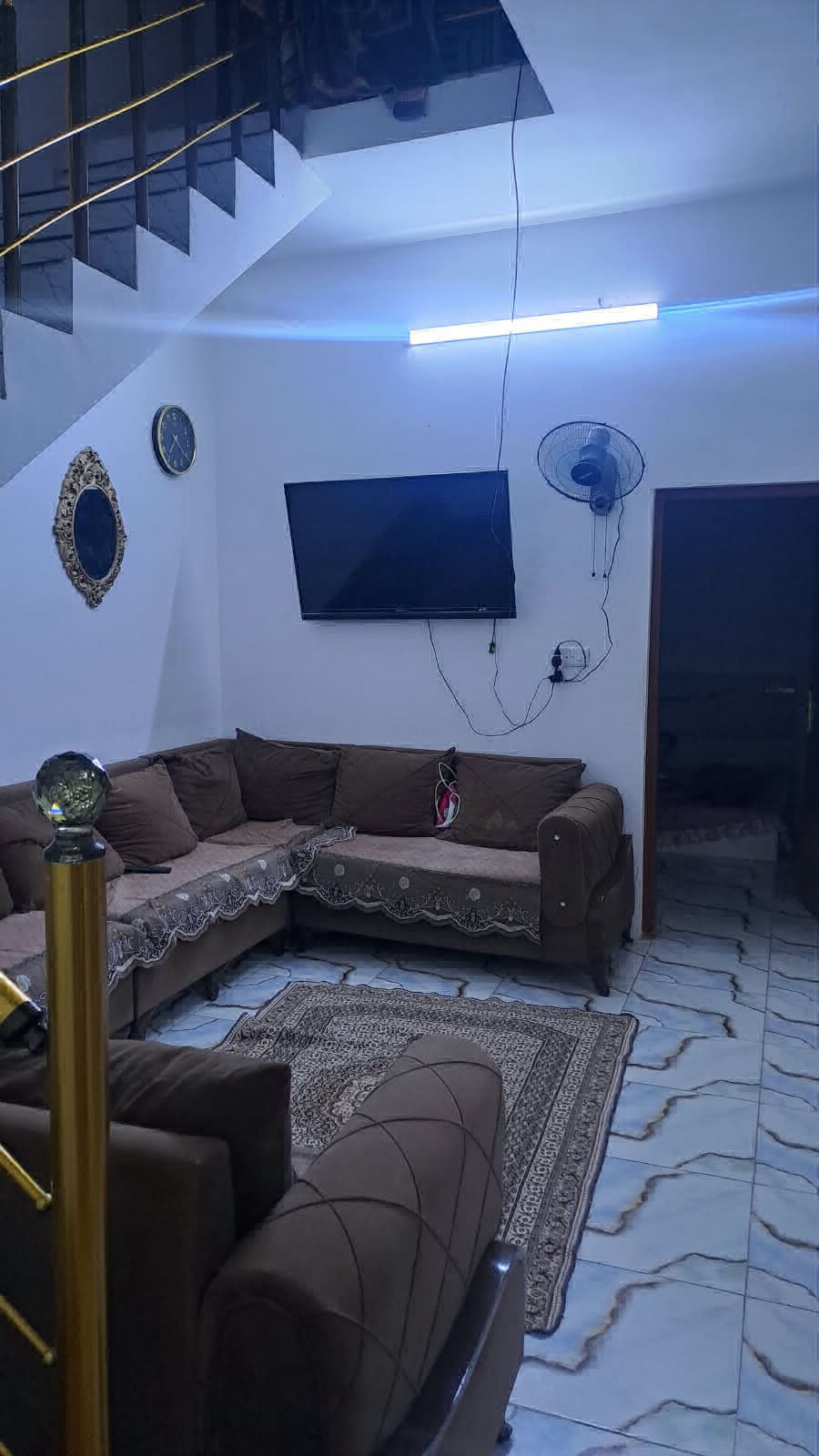 بيت للبيع