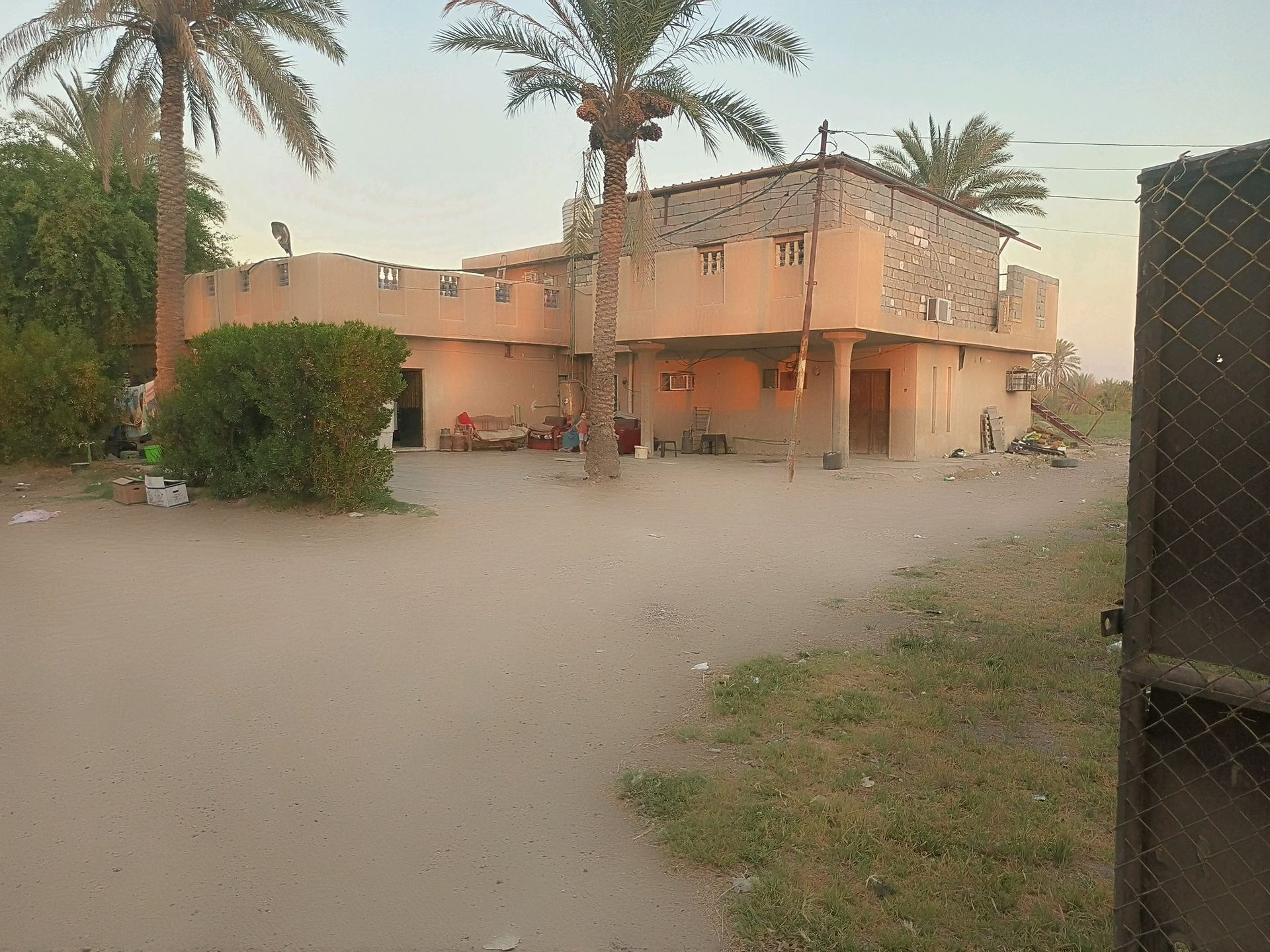 قصر لاوسط بير الحمام 