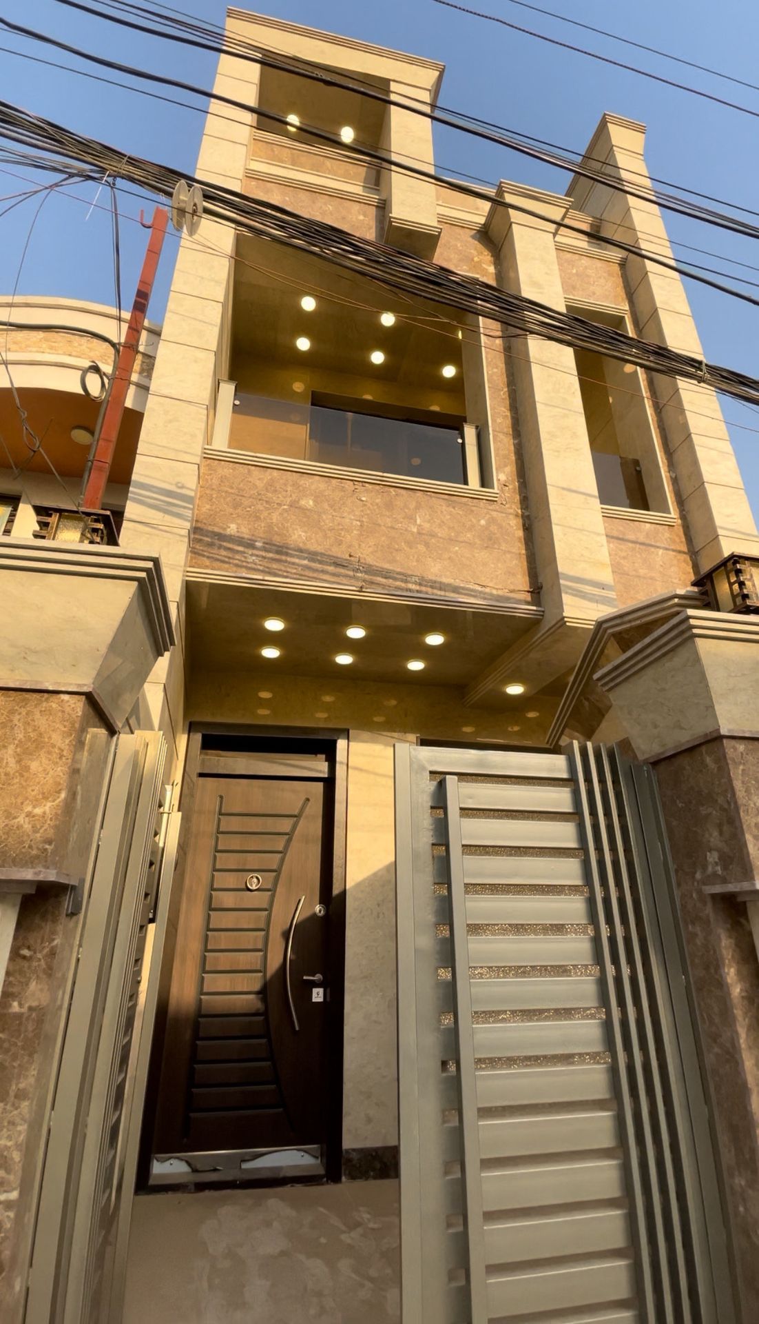دار سكني حديث