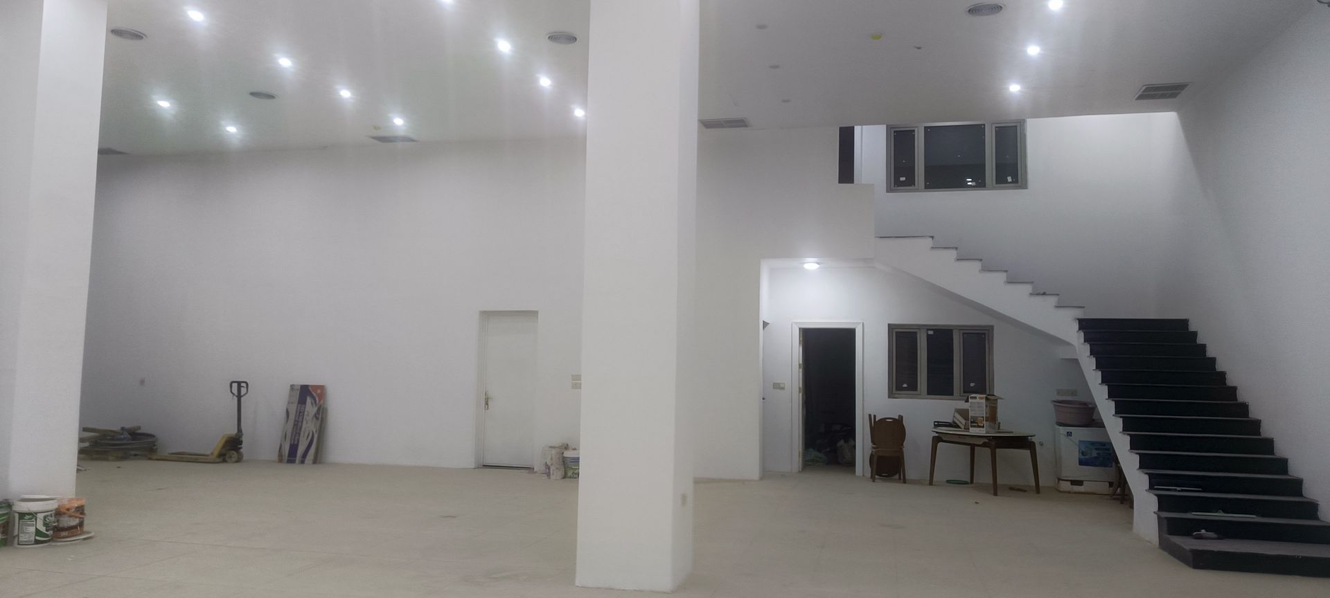 بناية للبيع او للايجار 