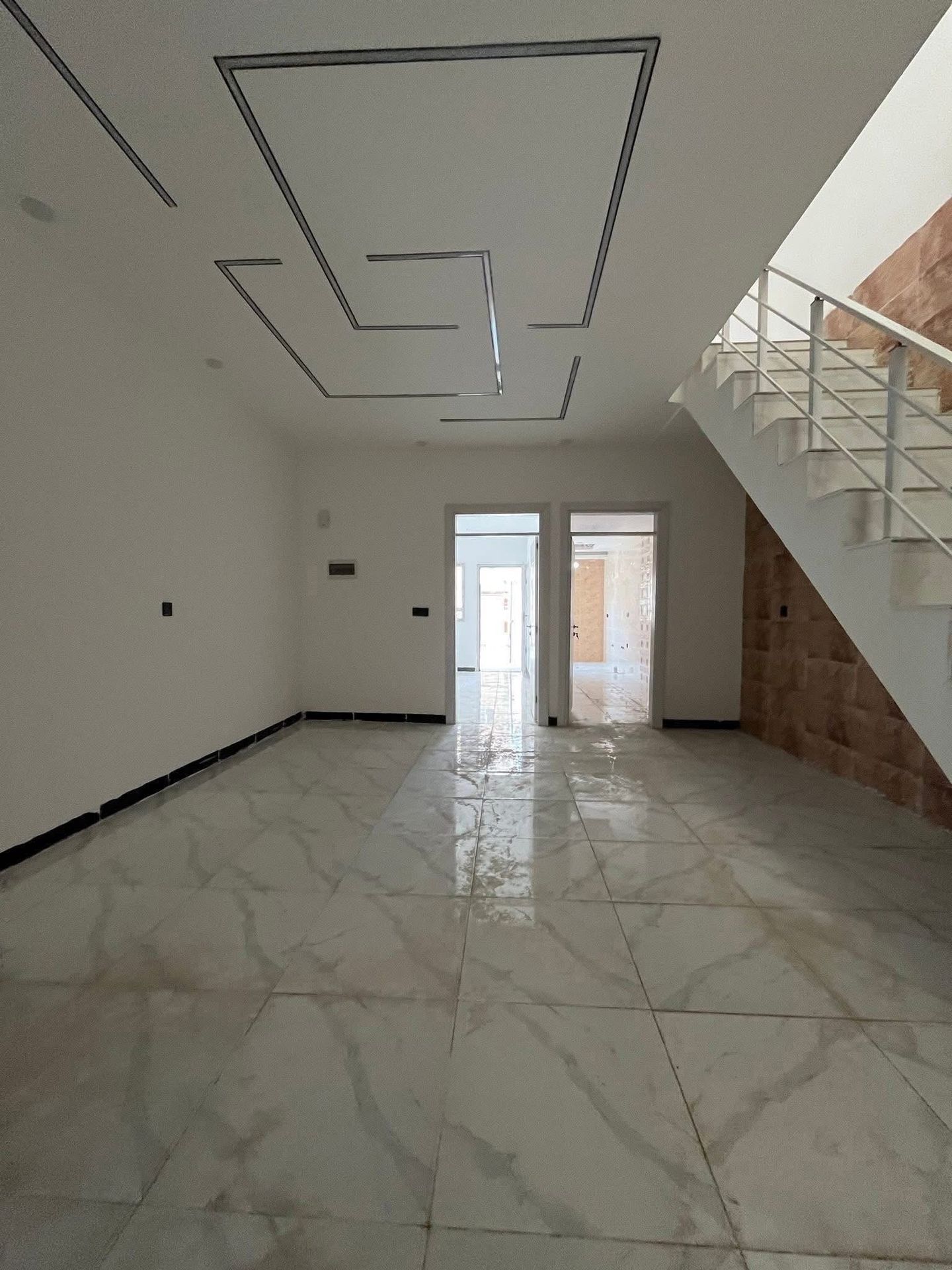 دار للبيع - Thumbnail 2