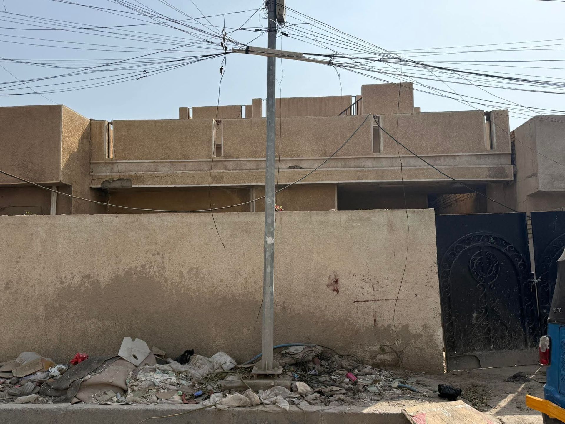 طابق ونص