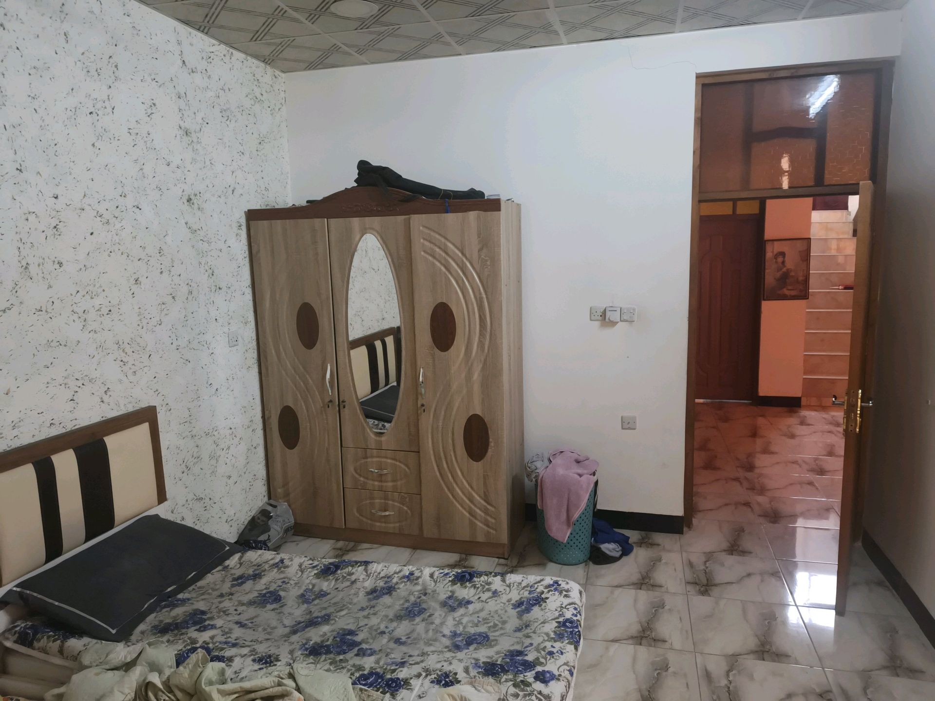 منزل للبيع في  المحمودية  قرب مدرسه المعراج