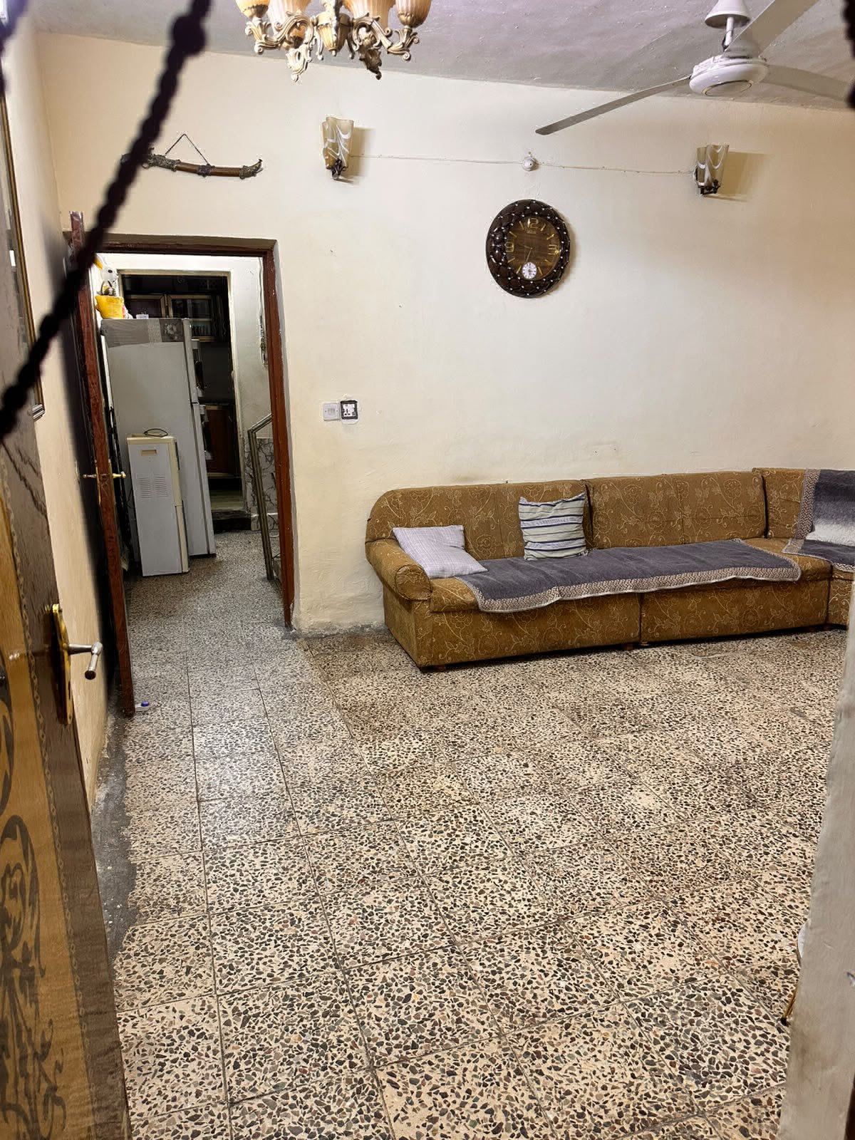 دار سكني تجاري للبيع 