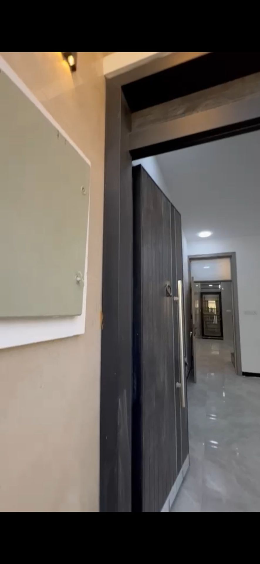طابقين ونص